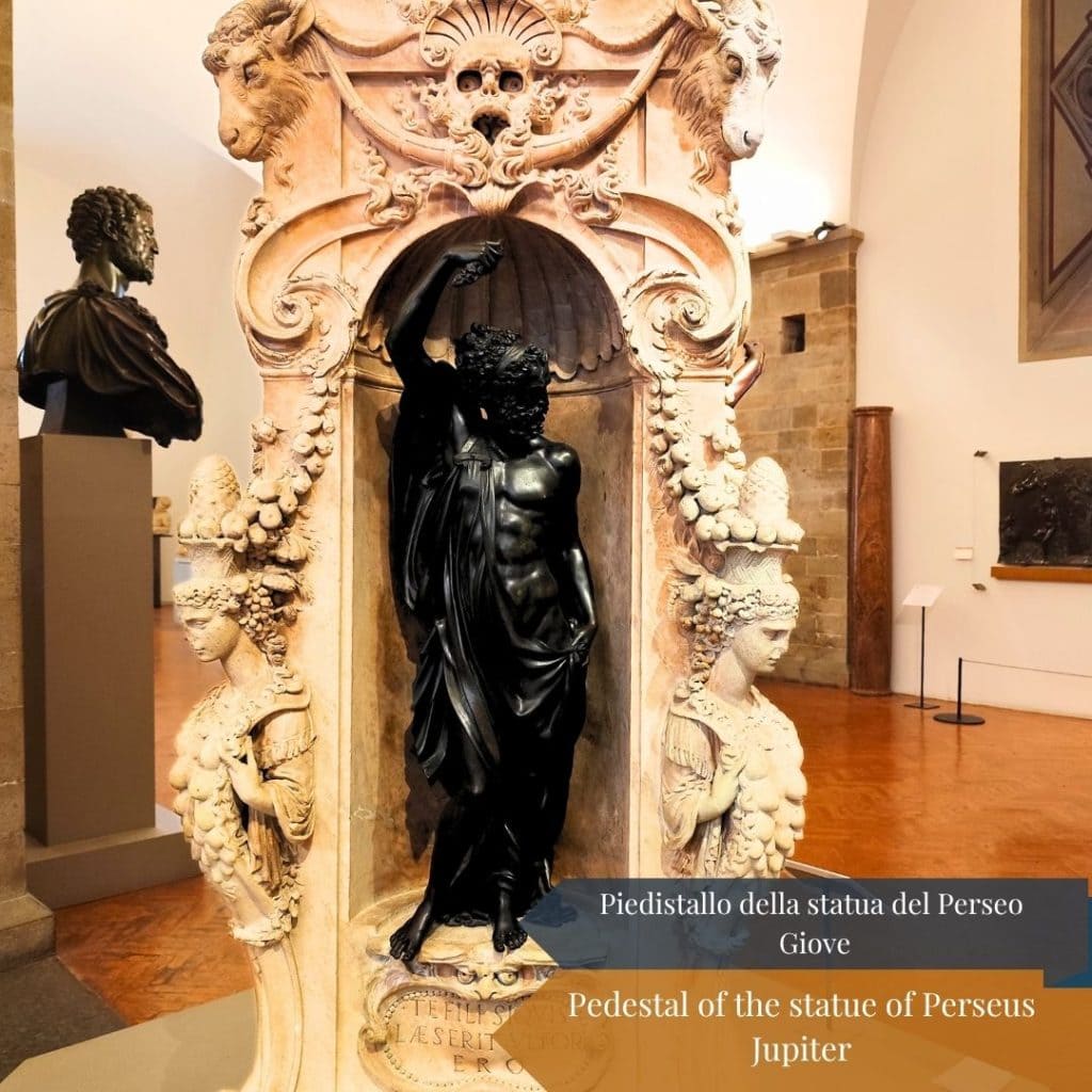 Pedestal of the statue of Perseus - Jupiter