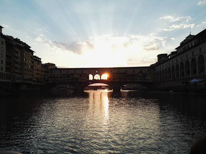 Sunset though the Ponte Vecchio